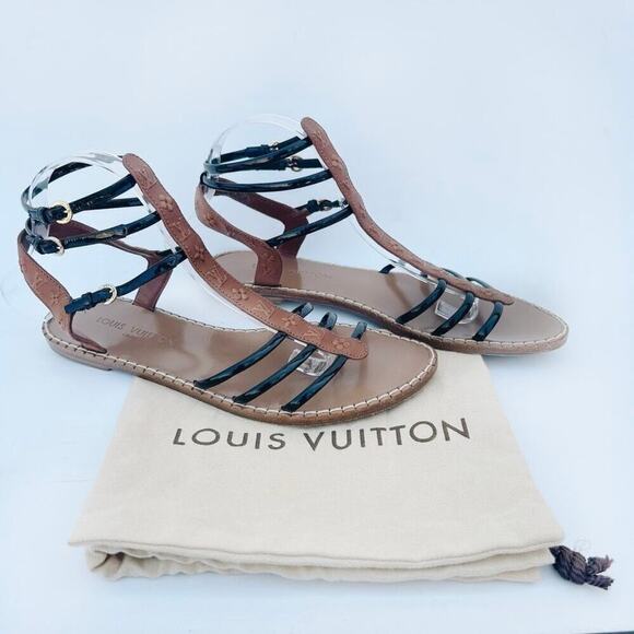 Louis Vuitton Gladiator Sandals Flats Strappy
Black LV Logo Leather 41 Ankle 11 - Picture 2 of 14